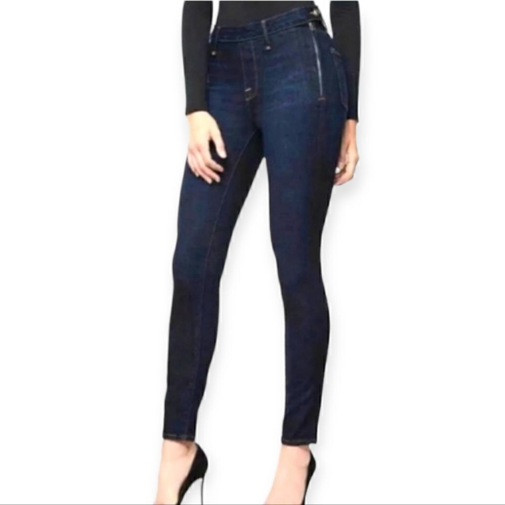 Good American side zip skinny jeans